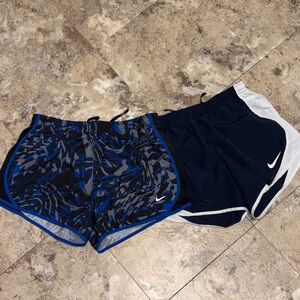 Nike - Girl’s Tempo Shorts - Bundle of 2 (size Large)